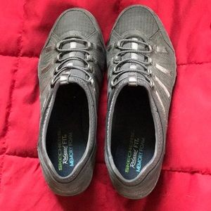 Women’s Sketchers sneaker
